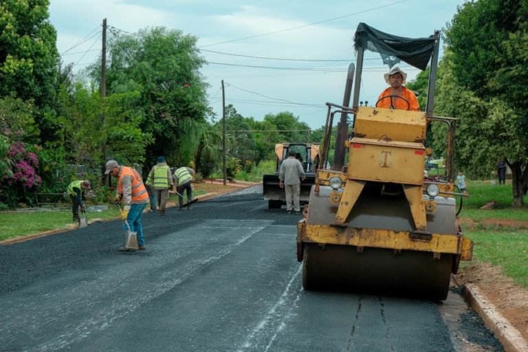 Pavimento Urbano: DPV asfalta una decena de calles en San Javier imagen-30