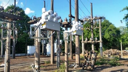 Se realizaron cambios en la línea transformadora de energia y de postes de luz en San Javier imagen-7