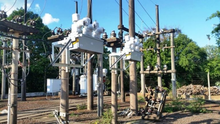 Se realizaron cambios en la línea transformadora de energia y de postes de luz en San Javier imagen-25
