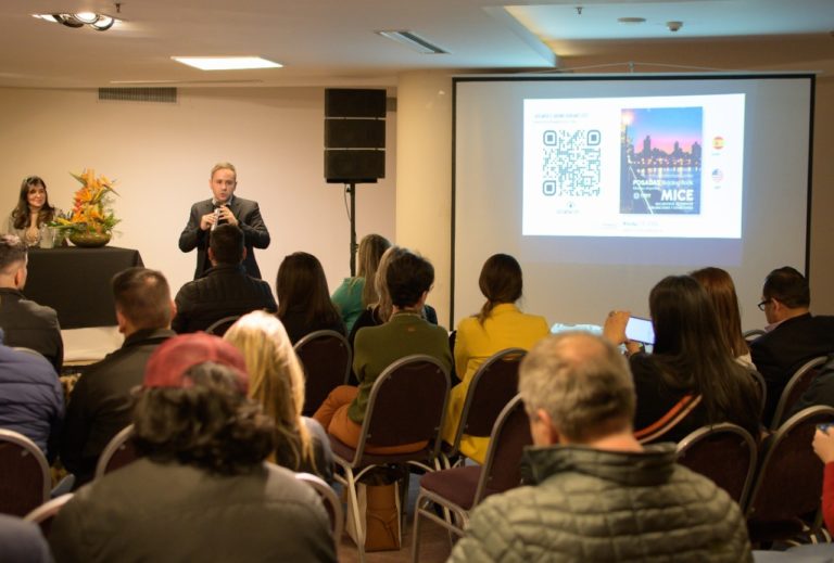 Reconocen a Posadas como un destino fuerte en el Turismo de Congresos y Seminarios imagen-21