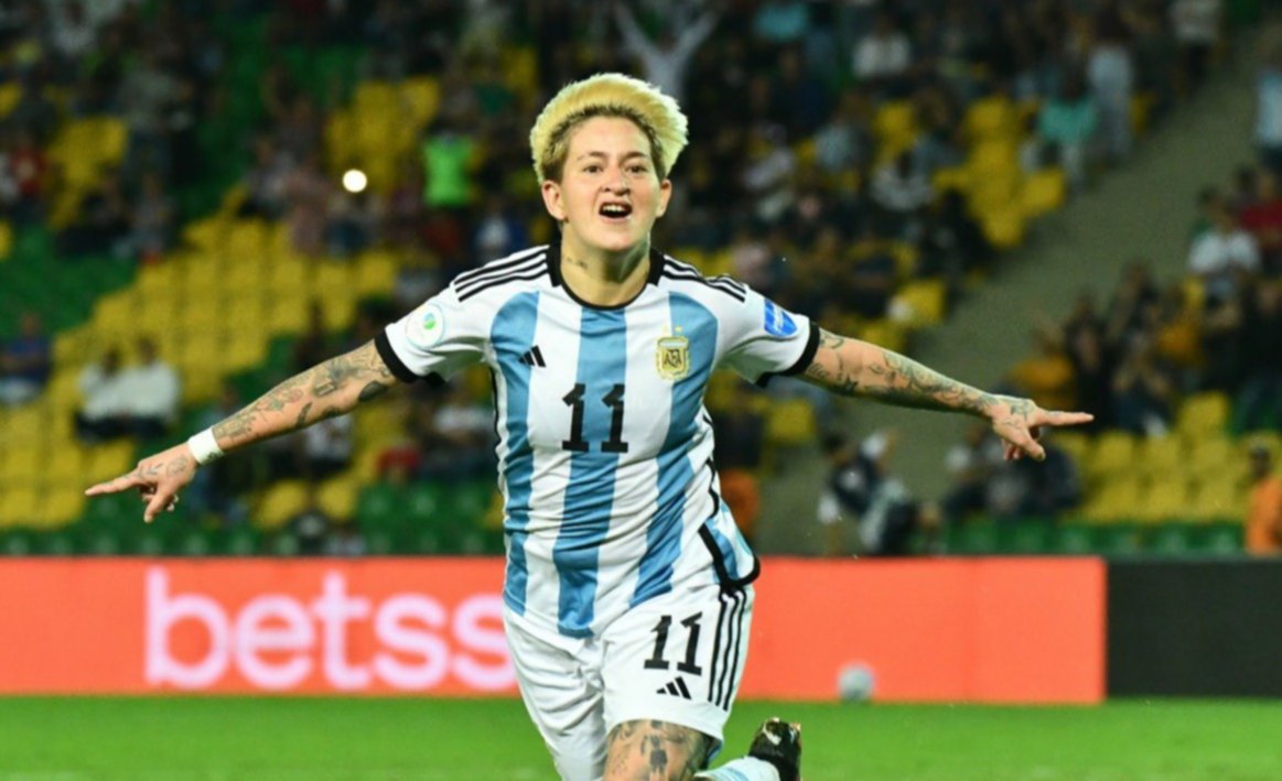 Fútbol: Yamila Rodríguez en el equipo ideal de América del Sur imagen-1