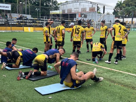 Fútbol: Crucero jugó un amistoso en Paraguay imagen-1