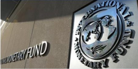 Con el FMI, revisión del acuerdo para un nuevo desembolso de u$s5.499 millones imagen-2