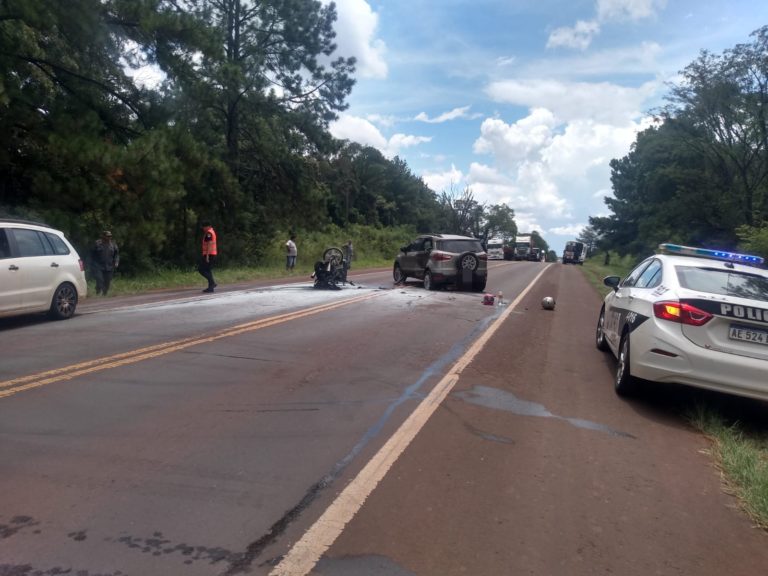 Choque e incendio sobre la ruta 12: murió un motociclista y su acompañante está internada imagen-8