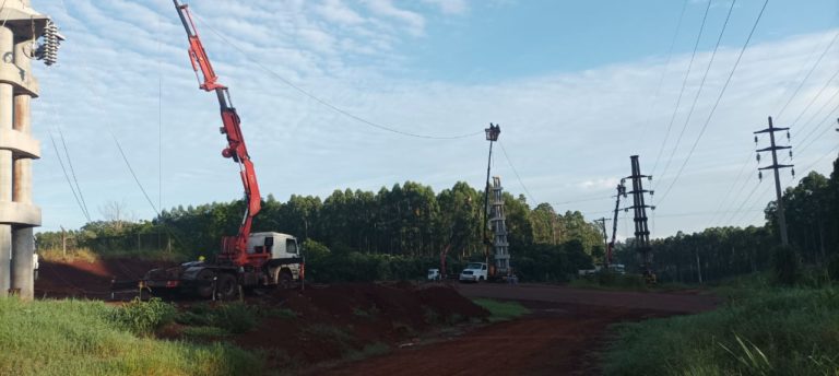 Avances en la Obra MS4: Se energizaron dos bloques de la Estación Transformadora Eldorado beneficiando a vecinos de Eldorado y Montecarlo imagen-43