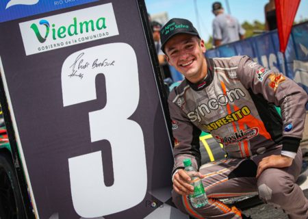 Automovilismo: Bundziak hizo podio en su carrera debut en el TC Pista imagen-7