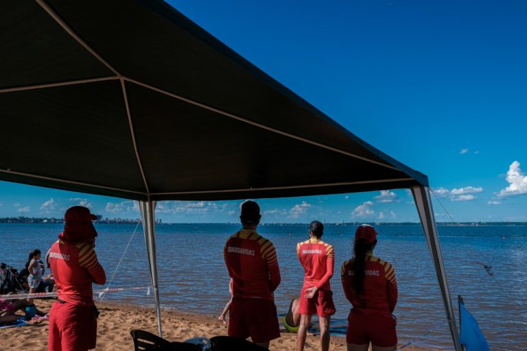 Se realizará la “Semana del Guardavidas” en las playas El Brete y Costa Sur imagen-38