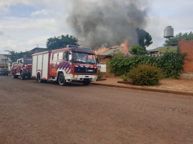 Fallas en la instalación eléctrica originó un incendio en vivienda de Campo Grande imagen-14