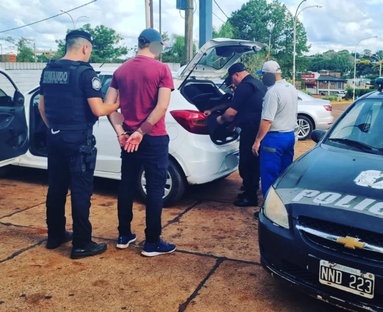 Vendía autos por redes sociales con papeles “truchos”, fue detenido imagen-17