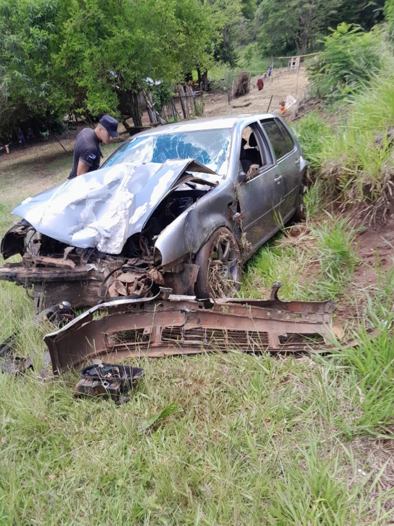 Despiste vehicular en la ruta 17, el conductor salió ileso imagen-43