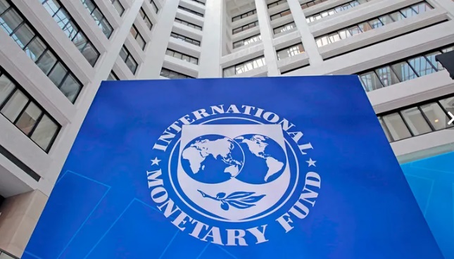 Para el FMI, el Gobierno cumplirá con la meta de inflación en 2023 imagen-1