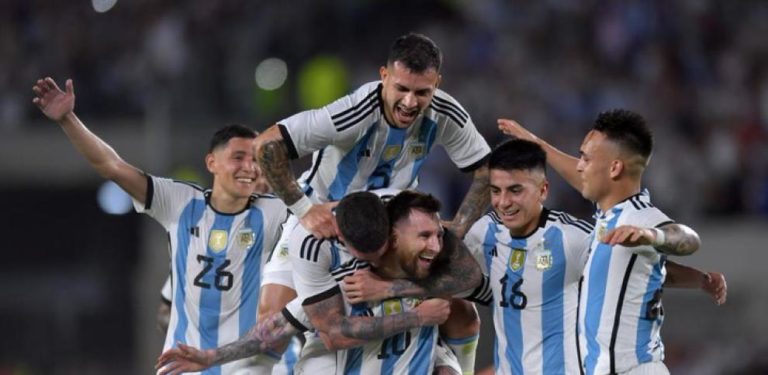 Fútbol: Argentina derrotó a Panamá en una fiesta total imagen-16