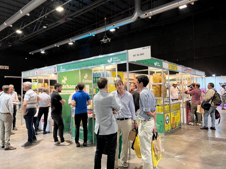 Yerba mate en la feria de negocios de golosinas, alimentos y bebidas imagen-14