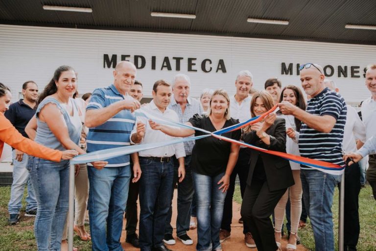 “Estamos trabajando para concretar realidades, para tener más escuelas y más seguridad”, dijo Herrera Ahuad en El Soberbio donde inauguró espacios educativos y entregó títulos de propiedad imagen-14