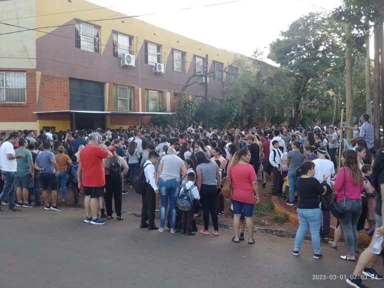 Unos 400 mil estudiantes inician este miércoles el ciclo escolar en Misiones imagen-11