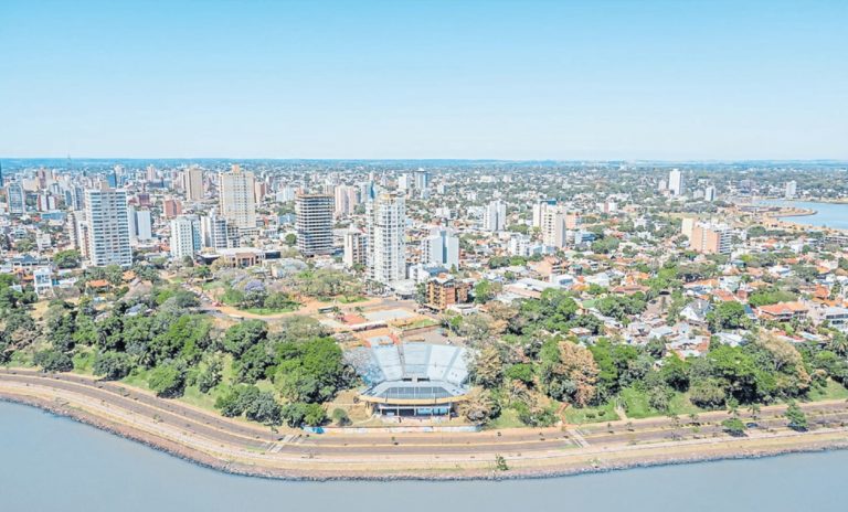 Tendencias: como Posadas volvió a mirar al río, se conjuga lo histórico con lo moderno al construir edificios imagen-18