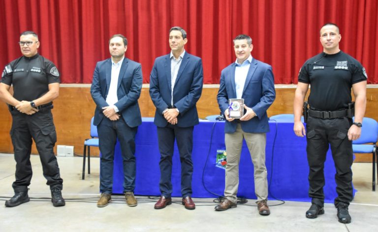 Finalizó el curso intensivo de capacitación que brindaron especialistas de EE.UU. a policías de la provincia imagen-44