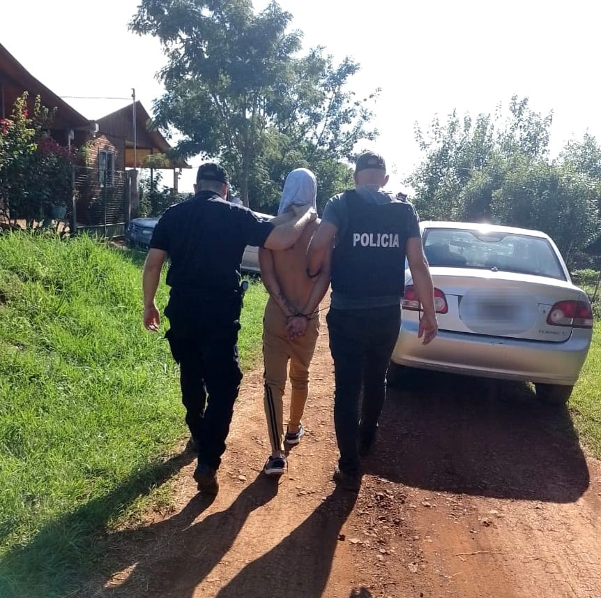Investigan la muerte de un hombre en Cerro Azul: hay un detenido imagen-1