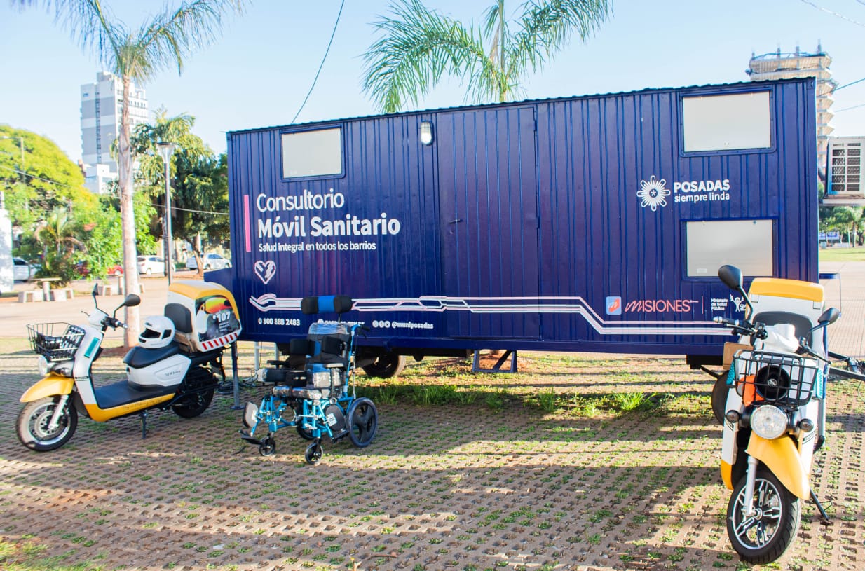 Posadas con un nuevo consultorio móvil en la Costanera y dos motos ambulancias imagen-1