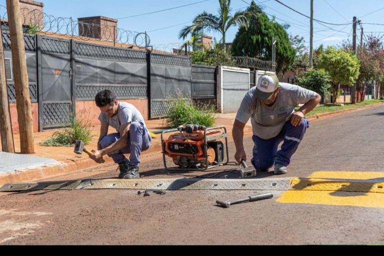 Seguridad Vial, instalaron reductores de velocidad imagen-9