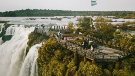 Por la reapertura del circuito la Garganta del Diablo, destacan la felicidad trabajores del área turistica de Iguazú imagen-7