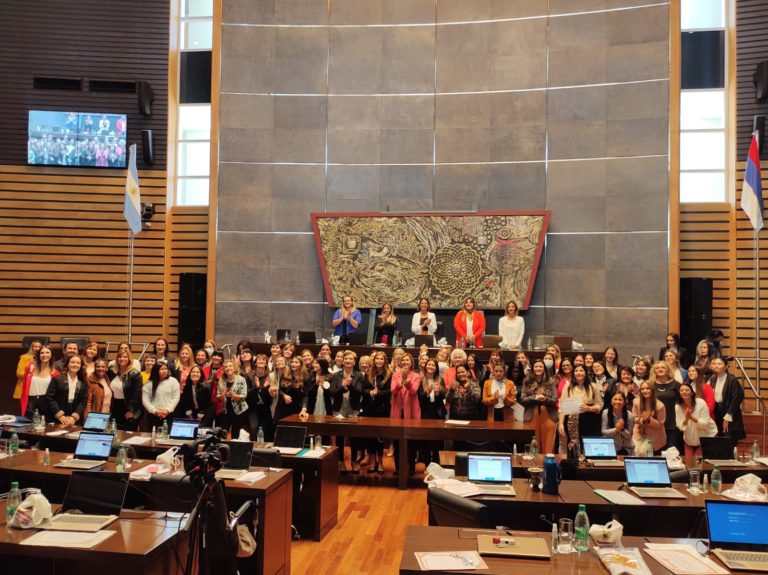 Adelantan que ya se han registrado 100 inscripciones para la nueva edición del Parlamento de la Mujer imagen-36