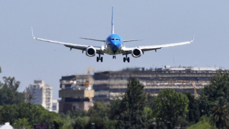 Aerolíneas Argentinas transportará más de 207.000 pasajeros en Semana Santa imagen-11