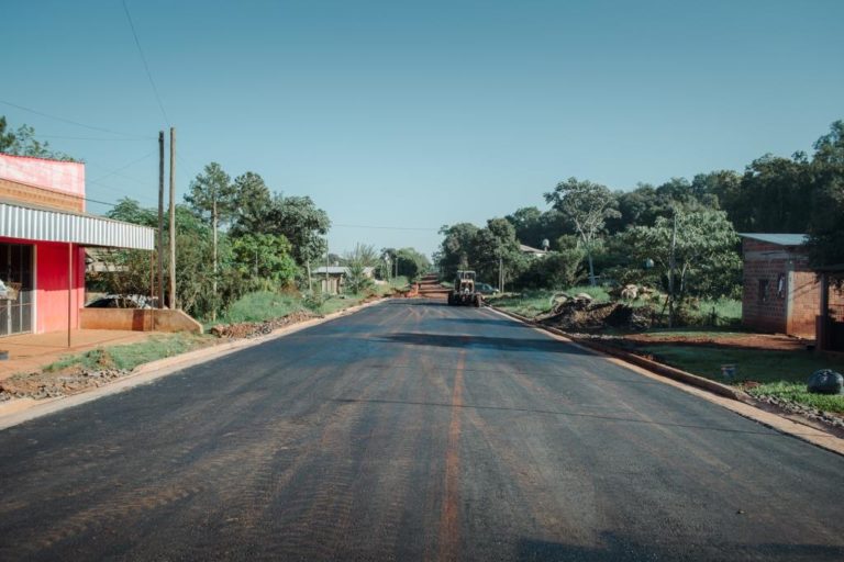 Se completaron los trabajos en la avenida Perón, de Oberá imagen-36