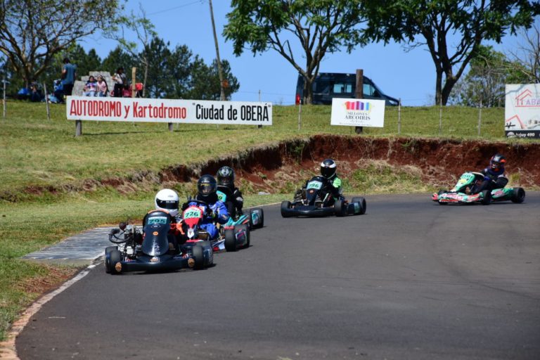 Karting: Oberá recibe la primera fecha del año imagen-33