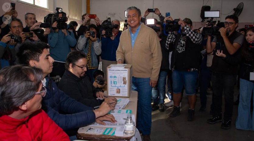Para el electo Figueroa, el resultado de las elecciones en Neuquén "es una señal hacia la política, la grieta hace mucho daño" imagen-1