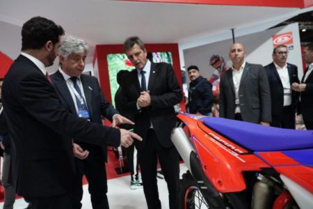 Sergio Massa anunció un régimen especial para la producción y exportación de motos imagen-4