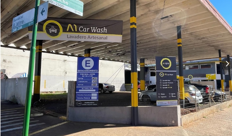 En el centro de Posadas, A 1 Spa ofrece un servicio integral de lavado de autos y tapizados imagen-1