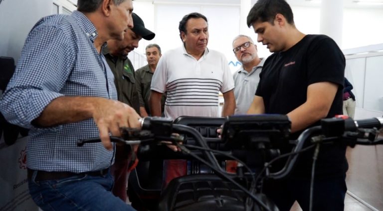 El vicegobernador Arce presidió la presentación de Wakure A, un utilitario eléctrico para la agricultura familiar imagen-25