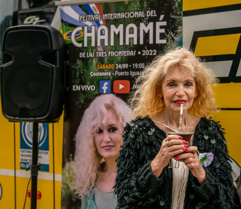 Instaurarán el Día Provincial de la Mujer Chamamecera, en homenaje a María Ofelia imagen-23