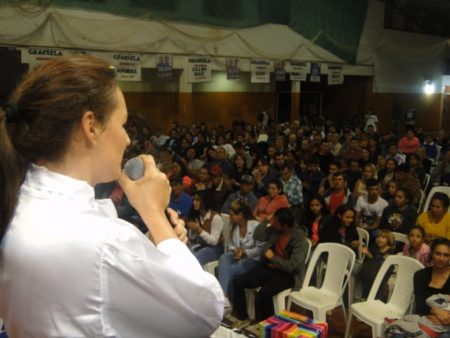 Elecciones 2023: Graciela de Carvalho, candidata a Intendente de Alba Posse, convocó a los vecinos a un "gran triunfo" y llamó a trabajar "en unidad" imagen-2