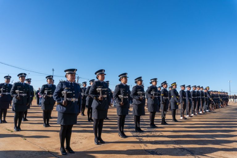 La Policía cerró los festejos por su 167 aniversario con el acto central en la Cascada de la Costanera imagen-19