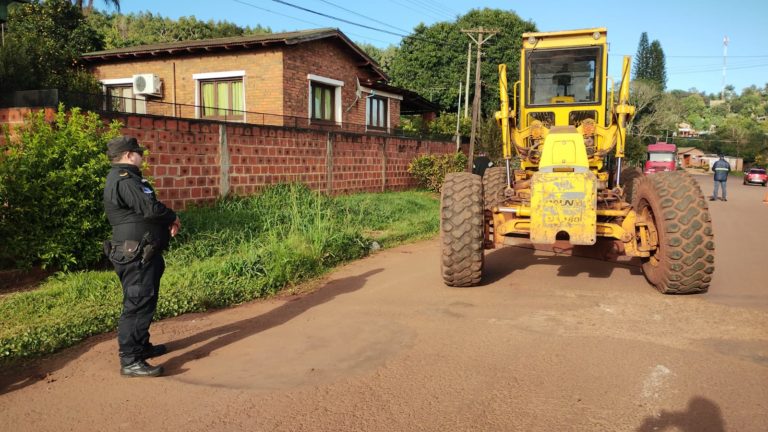 Falleció un peatón tras ser embestido por motoniveladora en Puerto Piray imagen-48