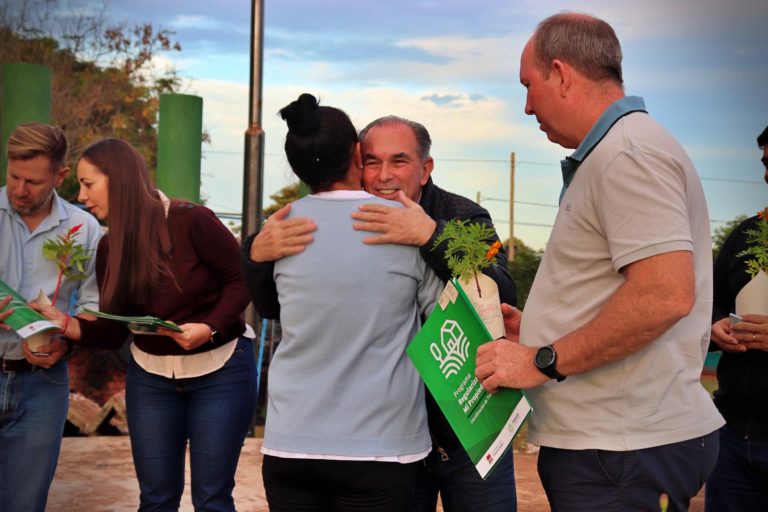 “Para nosotros es muy importante compartir y demostrar nuestro compromiso con los posadeños”, dijo Stelatto al entregar permisos de ocupación de terrenos imagen-23