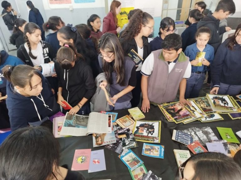 En la Epet 2 propician más lectura con el intercambio de libros imagen-18