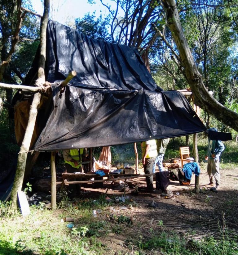 Clausuran un campamento de tareferos en Andresito imagen-32