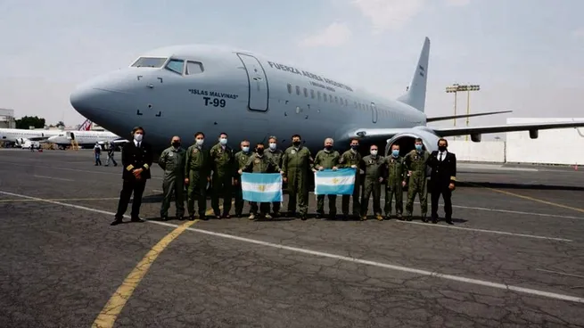 Visita clave: un avión de la Fuerza Aérea Argentina se exhibirá en feria aeronáutica de Gran Bretaña imagen-1