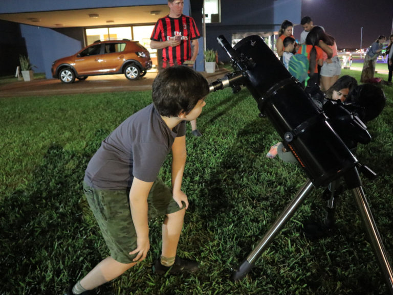 El Parque del Conocimiento propone un nuevo fin de semana para mirar al cielo imagen-25