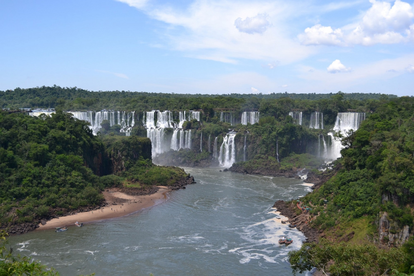El Parque Nacional Iguazú y otros 10 más actualizan valores de acceso "para mantener programas de conservación" imagen-1