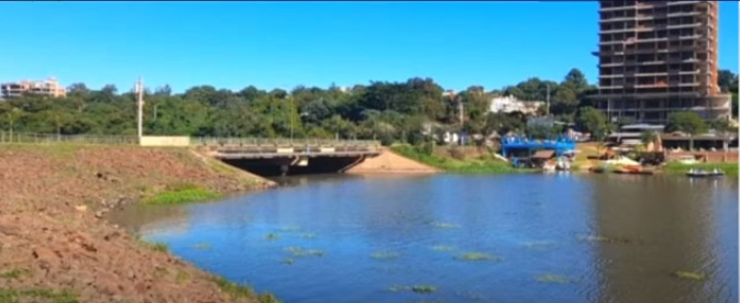 Contaminación: estiman que en dos semanas se podrían retomar las actividades náuticas en el Paraná tras la pérdida de líquidos en la zona de El Brete imagen-1