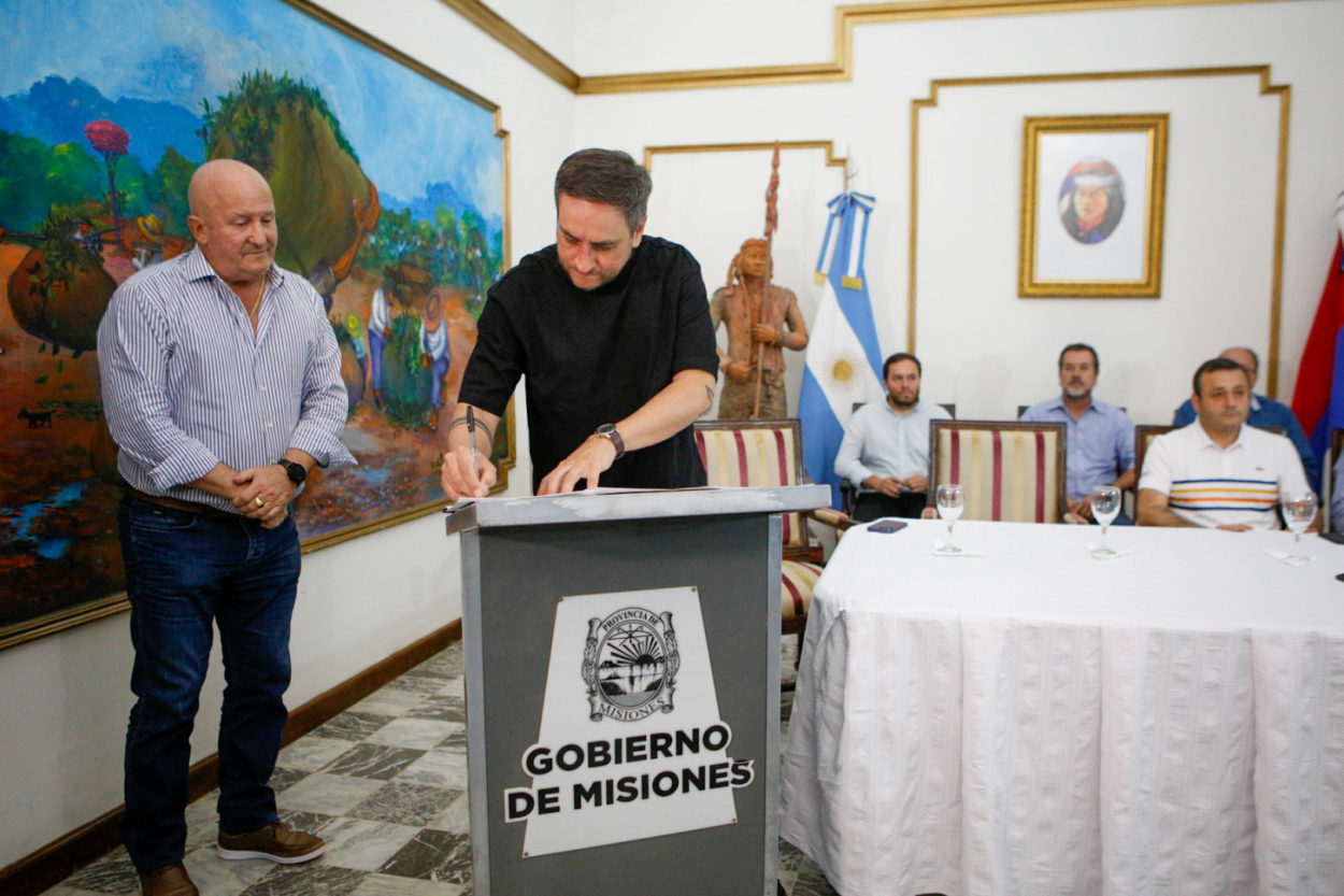 En firma de convenio con Nación destacan que Misiones "es un faro en la gestión ambiental" imagen-2