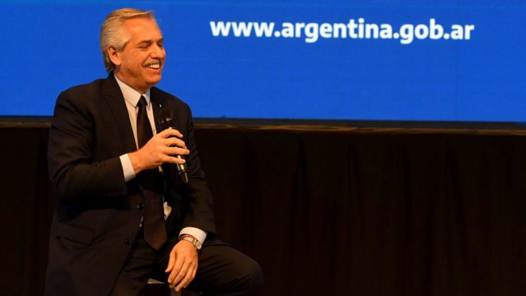 El Presidente toma la promesa de lealtad a la bandera a alumnos de escuelas públicas imagen-50