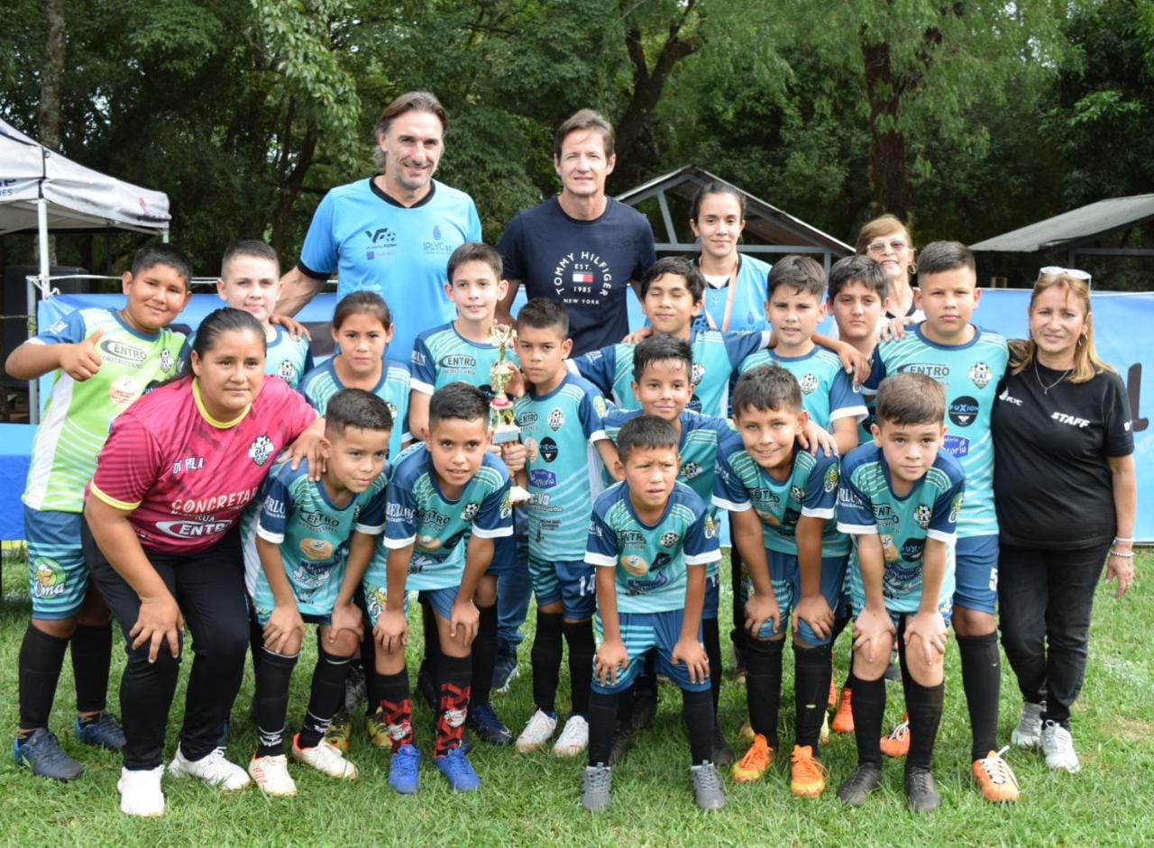 "Vivamos Fútbol" realizó la primera Copa Amistad imagen-6