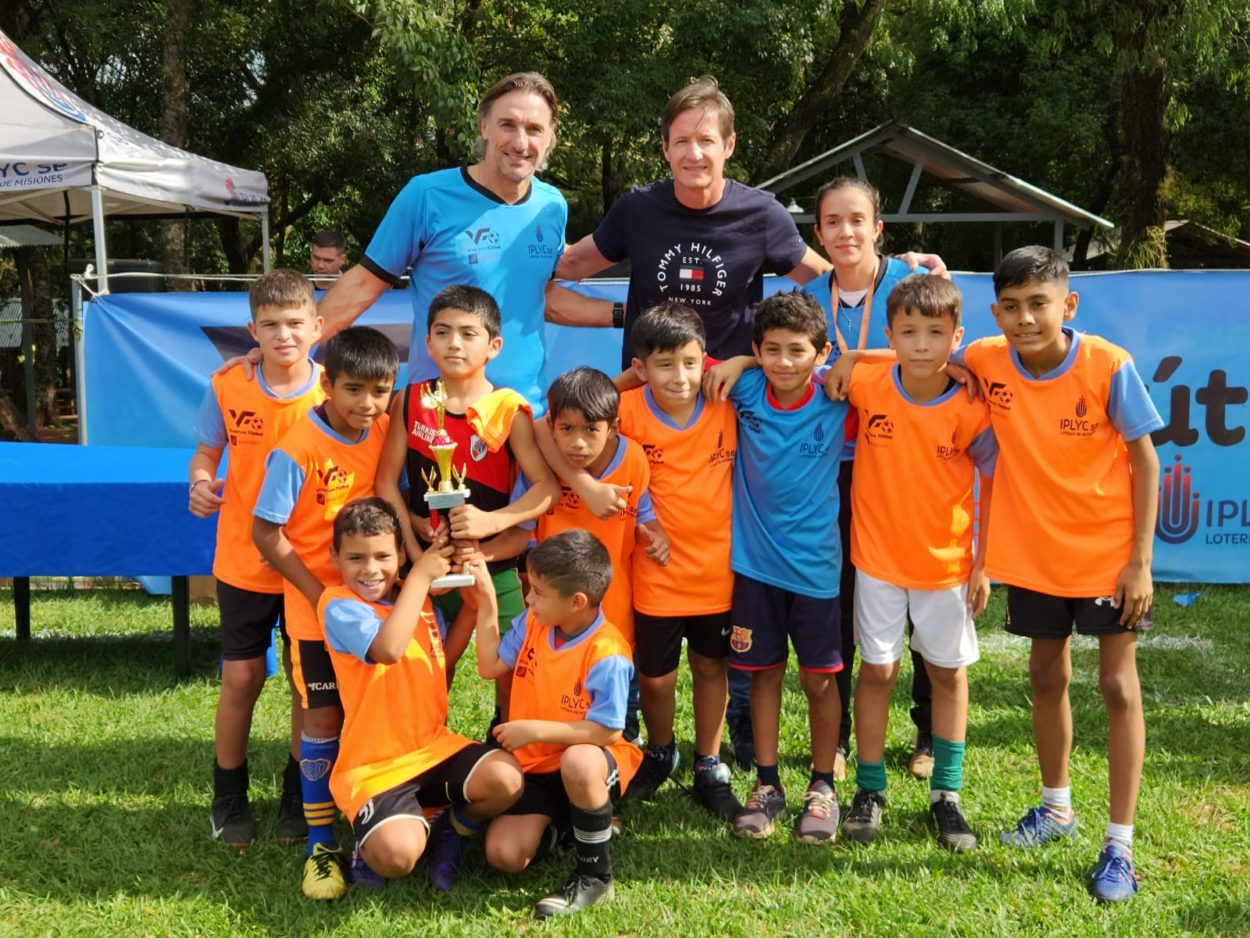 "Vivamos Fútbol" realizó la primera Copa Amistad imagen-4