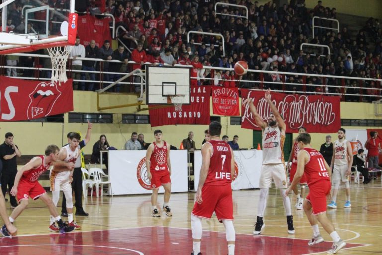 Básquet: Tokio no pudo ante Provincial y habrá tercer juego imagen-35