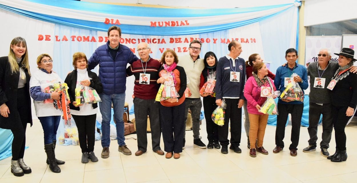 Para conmemorar el Día Mundial de la toma de conciencia del maltrato en la vejez, se realizó en Posadas un nuevo encuentro de Mateando con los Abuelos imagen-2